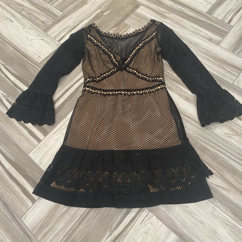 Zinas Eyelet Ruffle Dress Women size 2